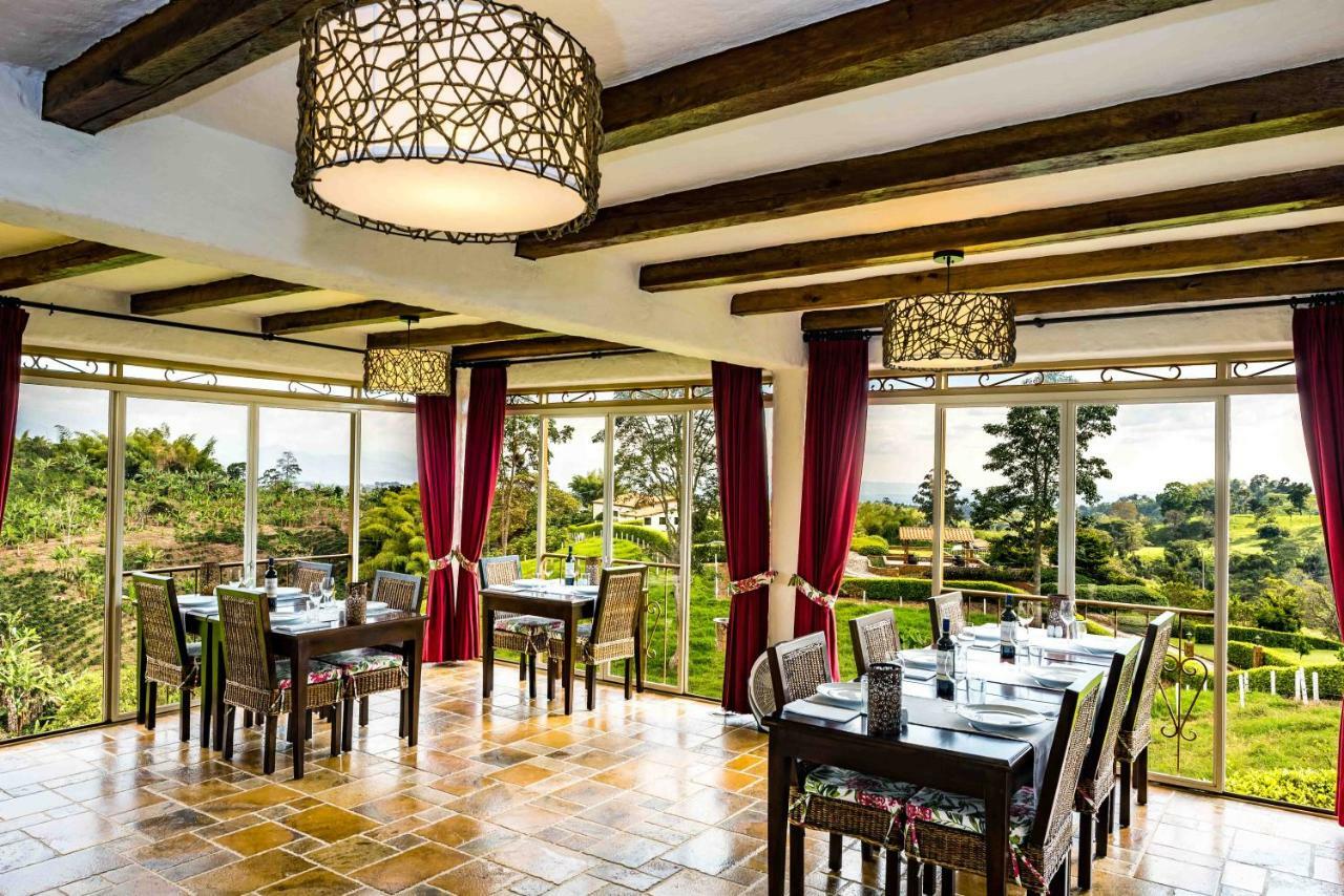 Hotel Estrella Del Monte Armenia  Exterior foto
